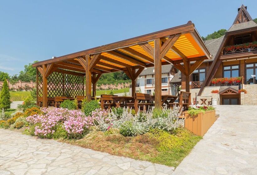 هتل Etno Naselje Vrdnička Kula