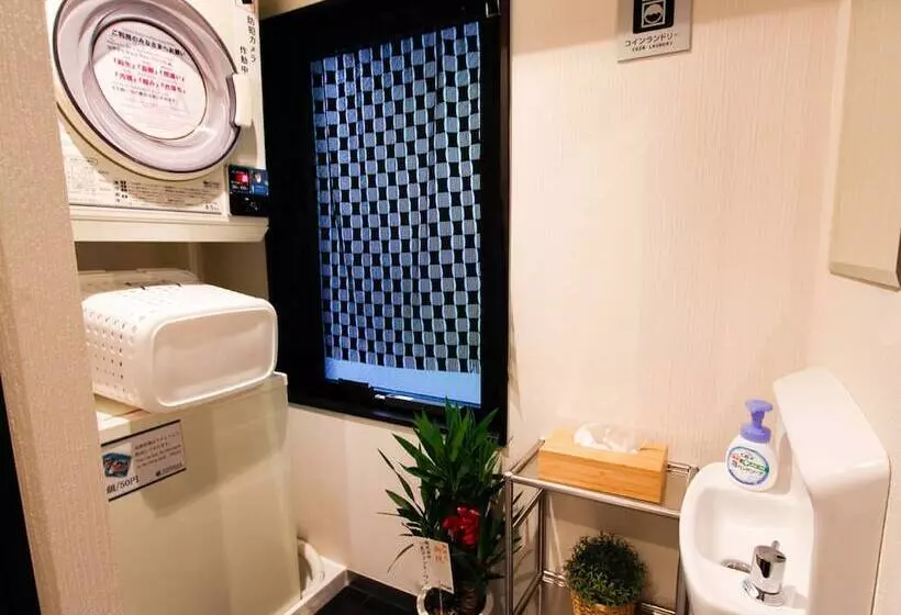 Hotelli Livemax Kobesannomiya