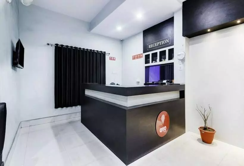 ホテル Navneet Residency By Oyo Rooms