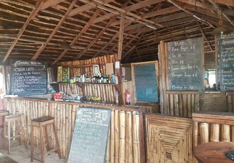 호텔 Stumble Inn Eco Lodge