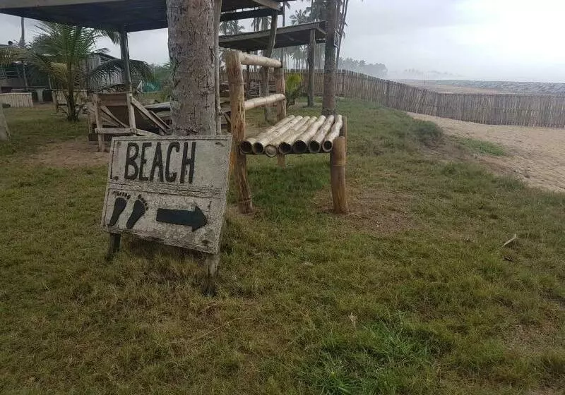 ホテル Stumble Inn Eco Lodge