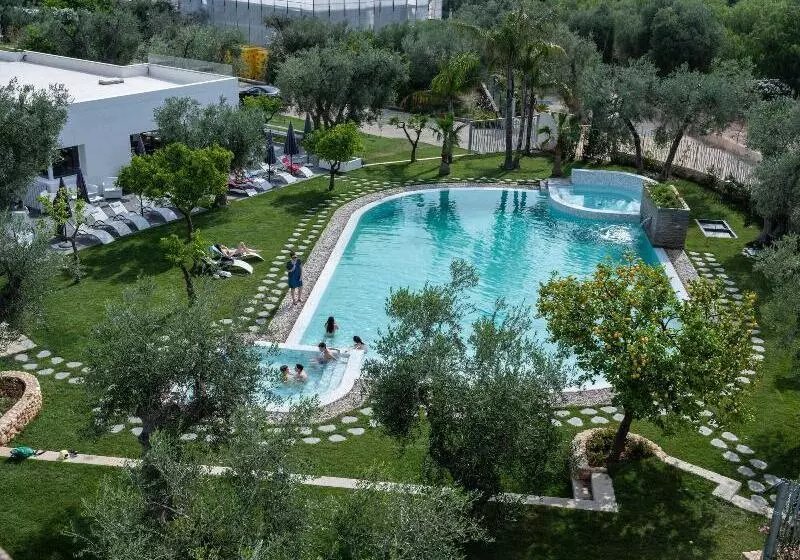 Hotelli Torre Santamaria Resort