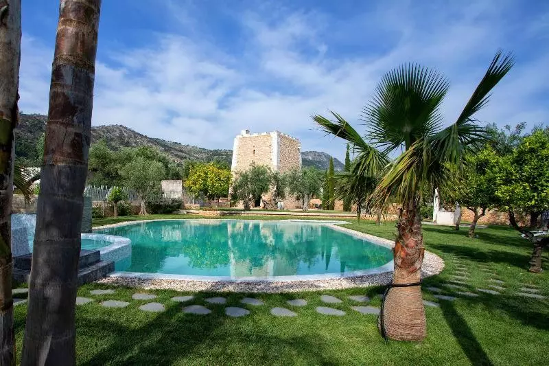 Hotelli Torre Santamaria Resort