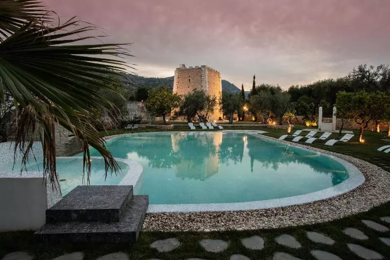 Hotelli Torre Santamaria Resort