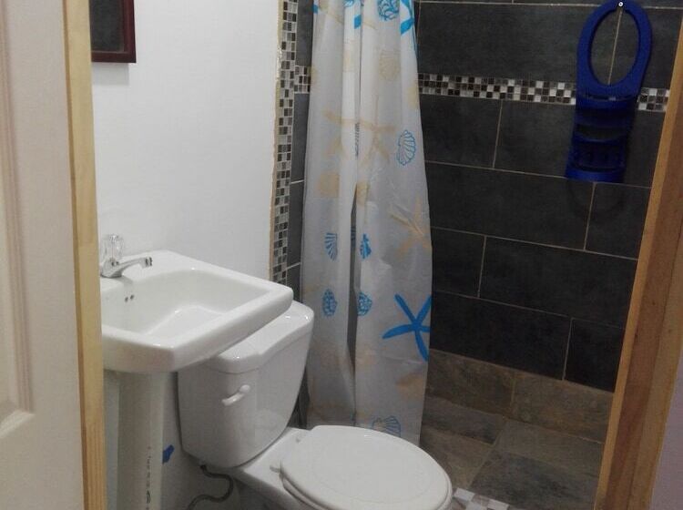 فندق صغير Hospedaje Doña Ana