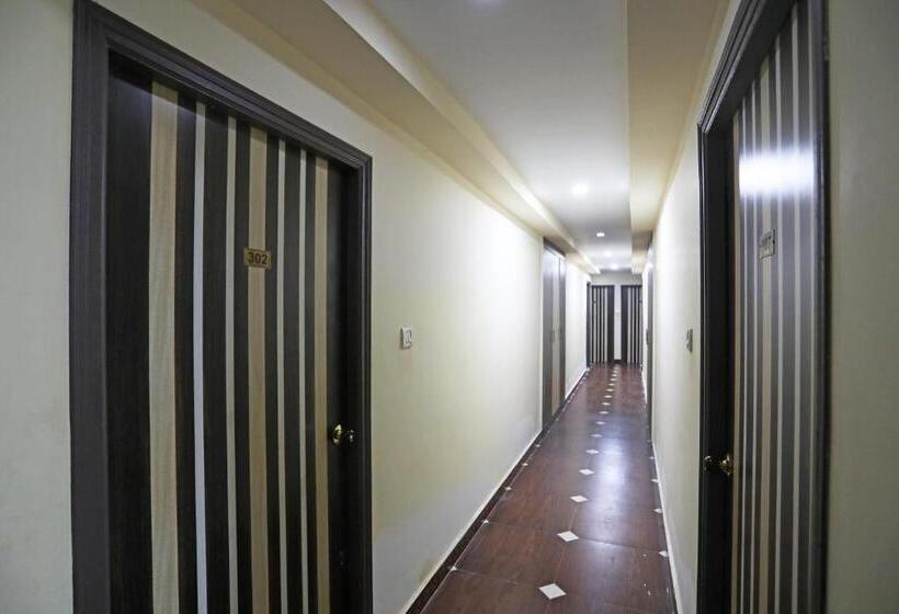 Hôtel Aarush By Oyo Rooms