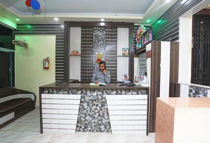 Hôtel Aarush By Oyo Rooms