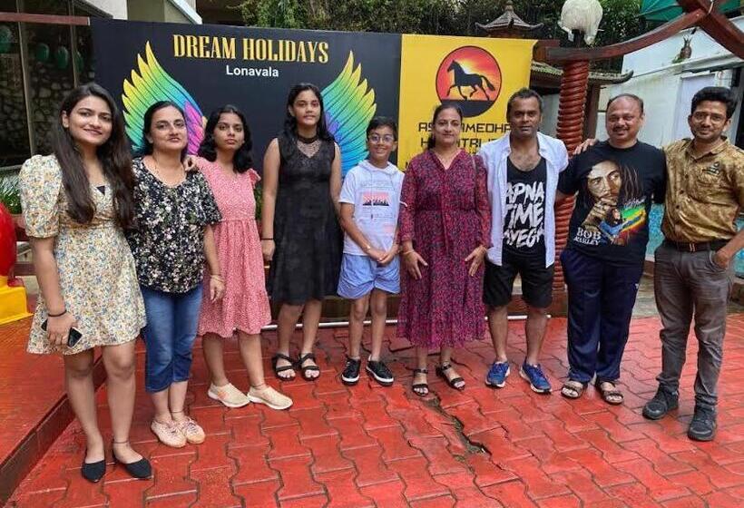 בית מלון כפרי Dream Holidays Resort