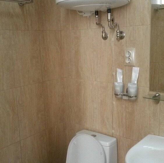 Отель Kamelia V