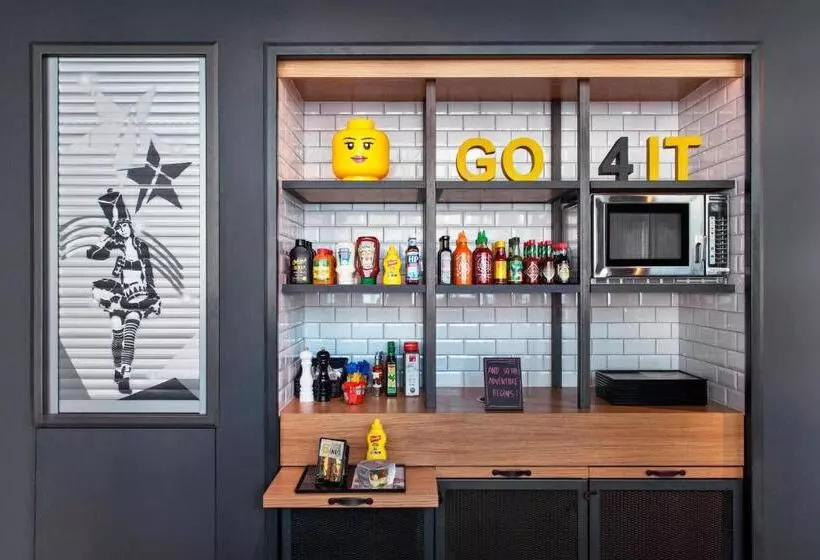 ホテル Moxy Copenhagen Sydhavnen