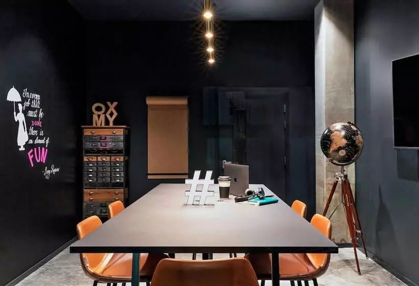 ホテル Moxy Copenhagen Sydhavnen