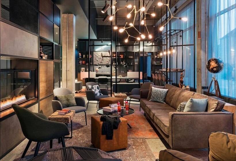 Отель Moxy Copenhagen Sydhavnen