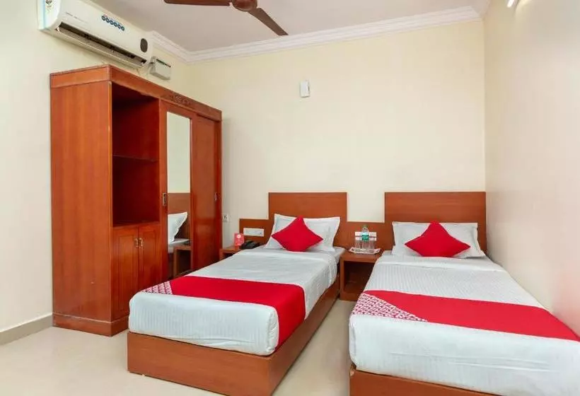 Hotelli Oyo 23518 Moon Bay