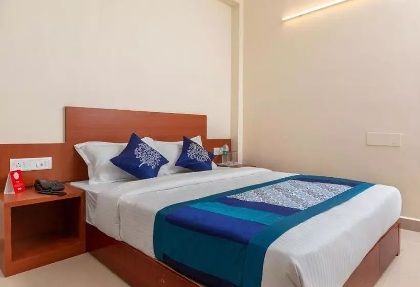 Hotelli Oyo 23518 Moon Bay