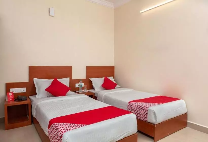 Hotelli Oyo 23518 Moon Bay