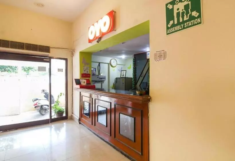 ホテル O Luxury Villas Near Begumpet Airport