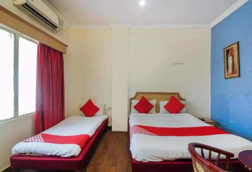 ホテル O Luxury Villas Near Begumpet Airport