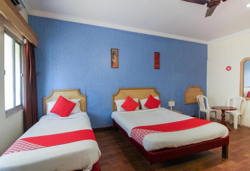 בית מלון כפרי O Luxury Villas Near Begumpet Airport