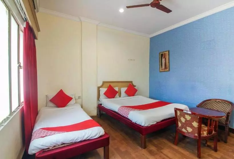 ホテル O Luxury Villas Near Begumpet Airport