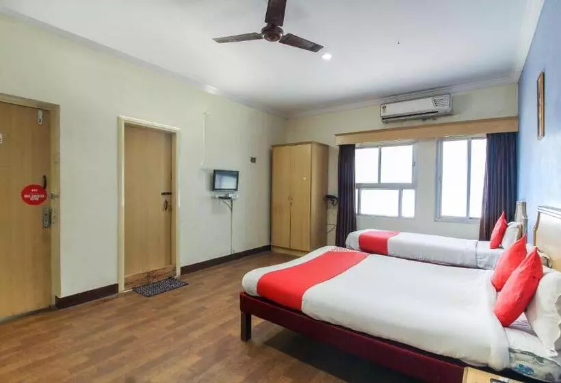 ホテル O Luxury Villas Near Begumpet Airport