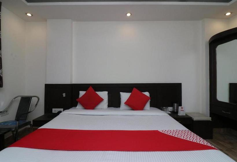 בית מלון כפרי Sahib By Oyo