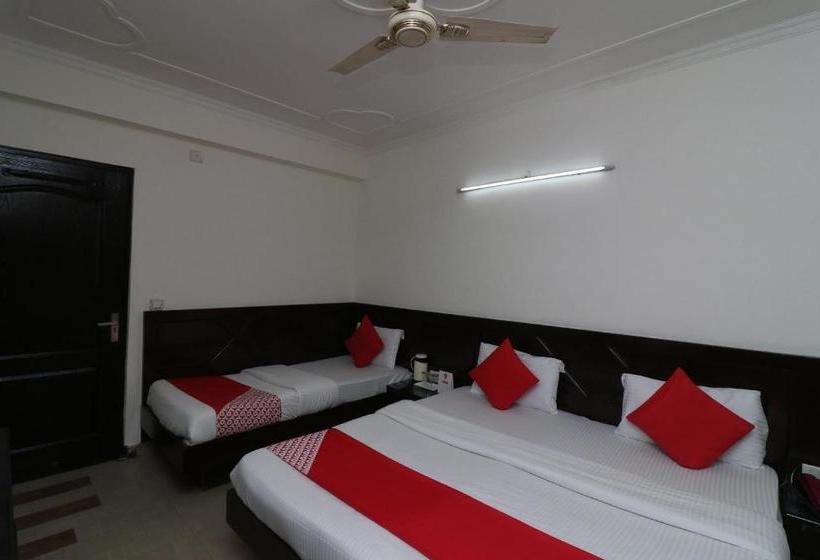 בית מלון כפרי Sahib By Oyo