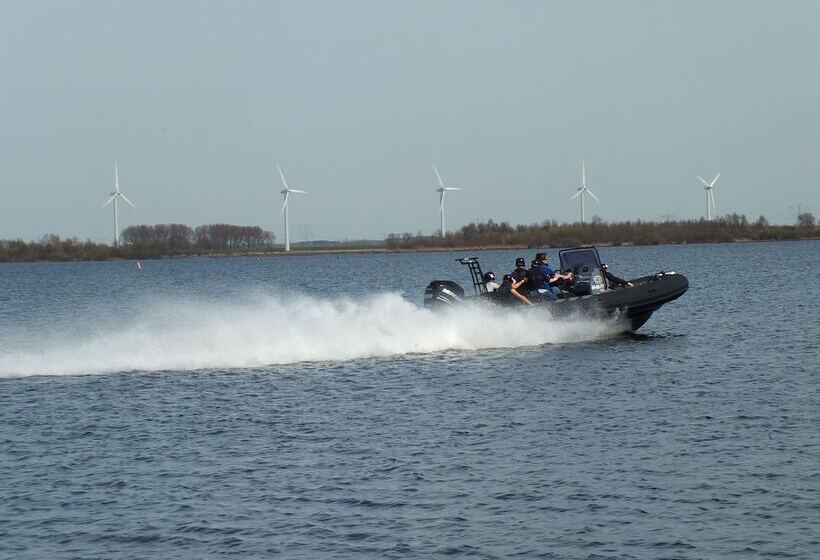 בית מלון כפרי Waterrijk Oesterdam