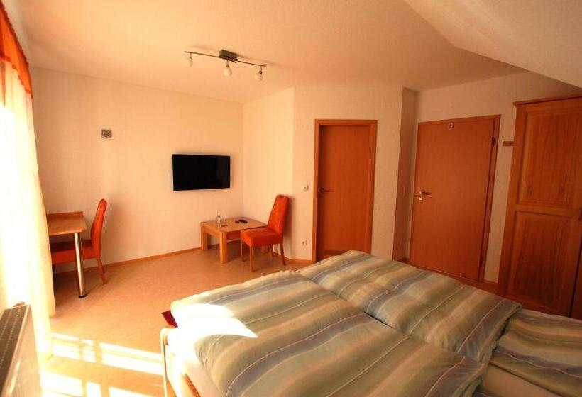 Пансион Gästehaus Jäger