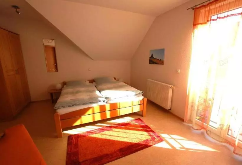 Majatalo Gästehaus Jäger