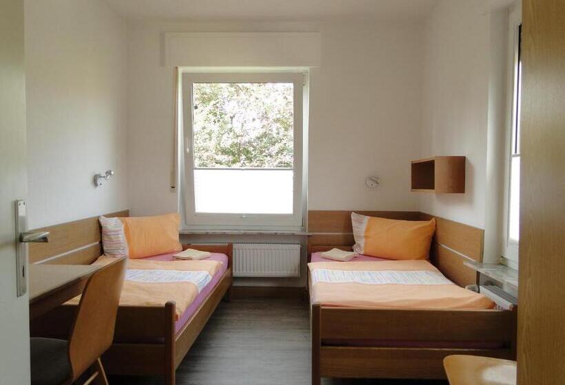 פנסיון Haus St. Josef