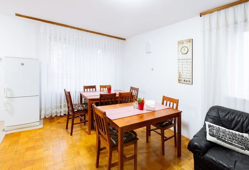 پانسیون Vila Emona