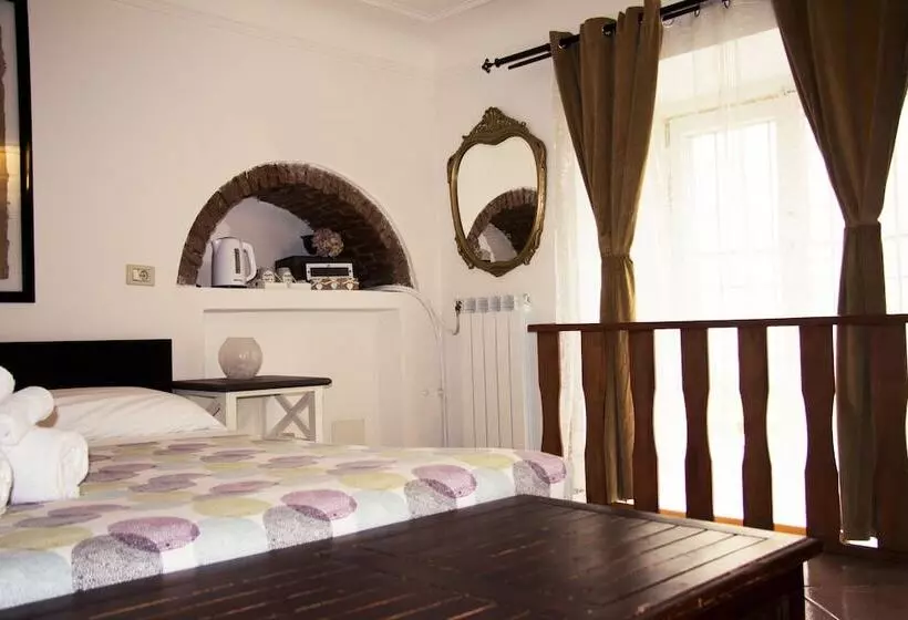 7 Archi Bed & Breakfast