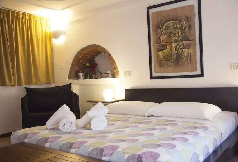 7 Archi Bed & Breakfast