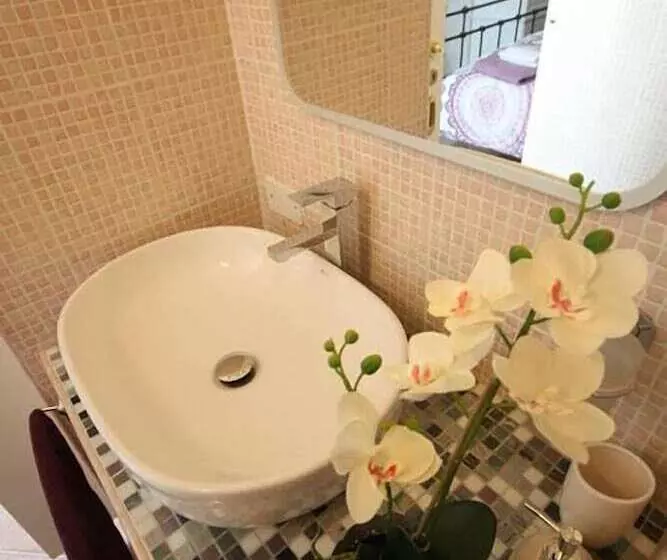 7 Archi Bed & Breakfast
