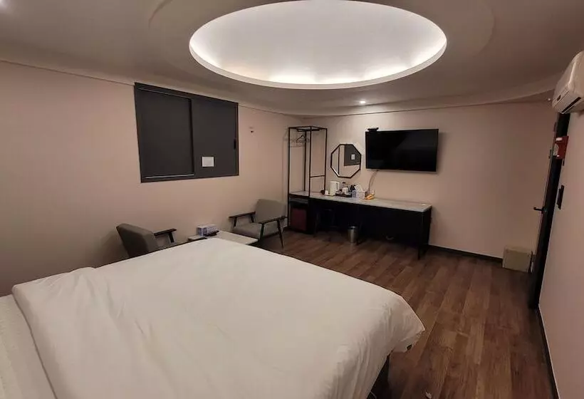 Cc Motel