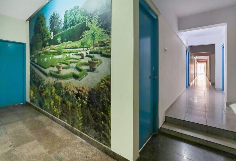 בית מלון כפרי Hindustan By Oyo Rooms