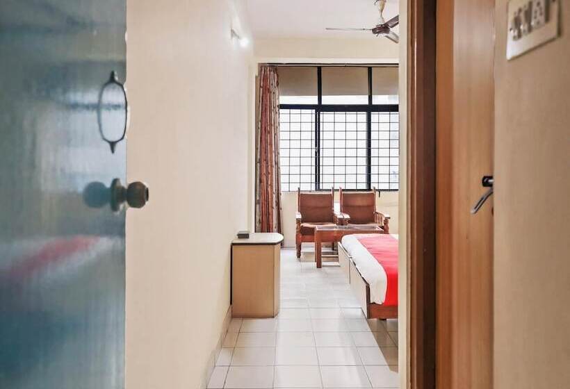 בית מלון כפרי Hindustan By Oyo Rooms