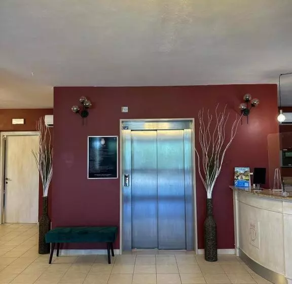 Le Residenze Di Santa Costanza   Le Dimore