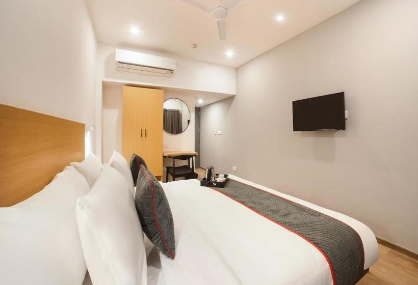 Oyo 25074 Flagship Hotel Imperial