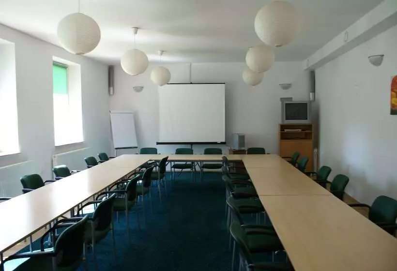 Majatalo Amadeus Apartamenty