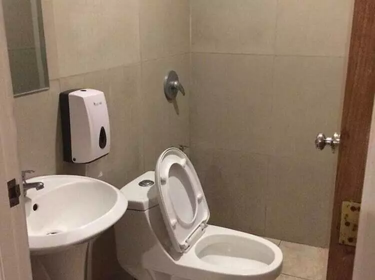 Ranchotel Muntinlupa