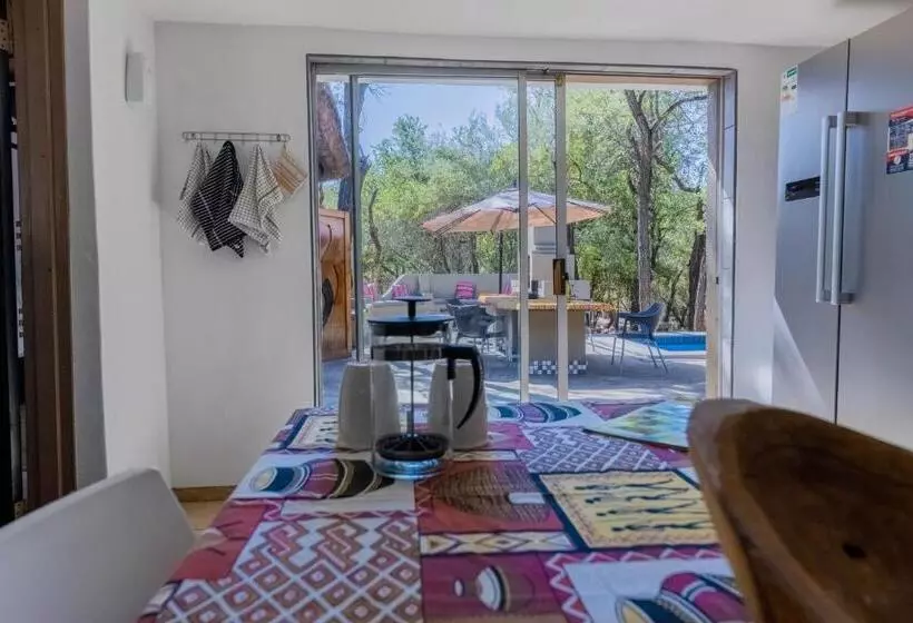 ユースホステル African Sky Villas
