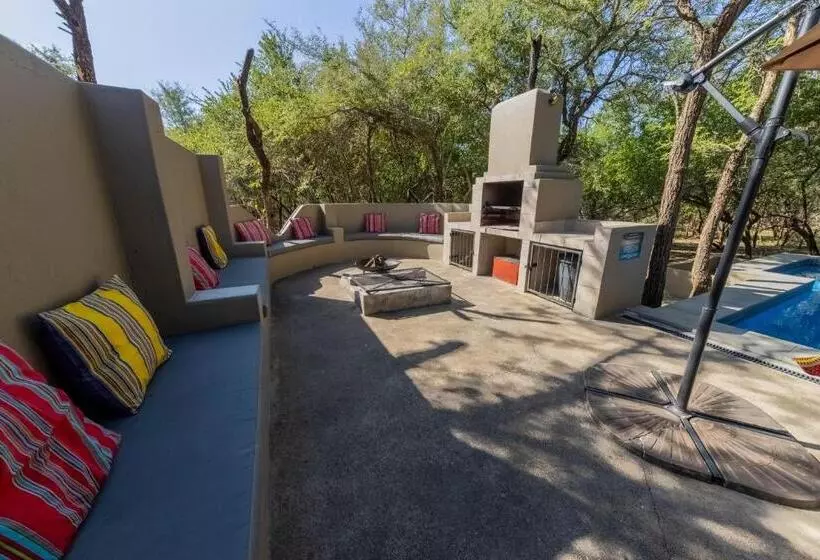 ユースホステル African Sky Villas
