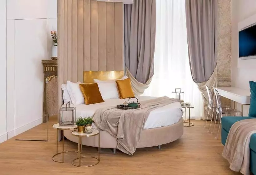 مسافرخانه Navona Style