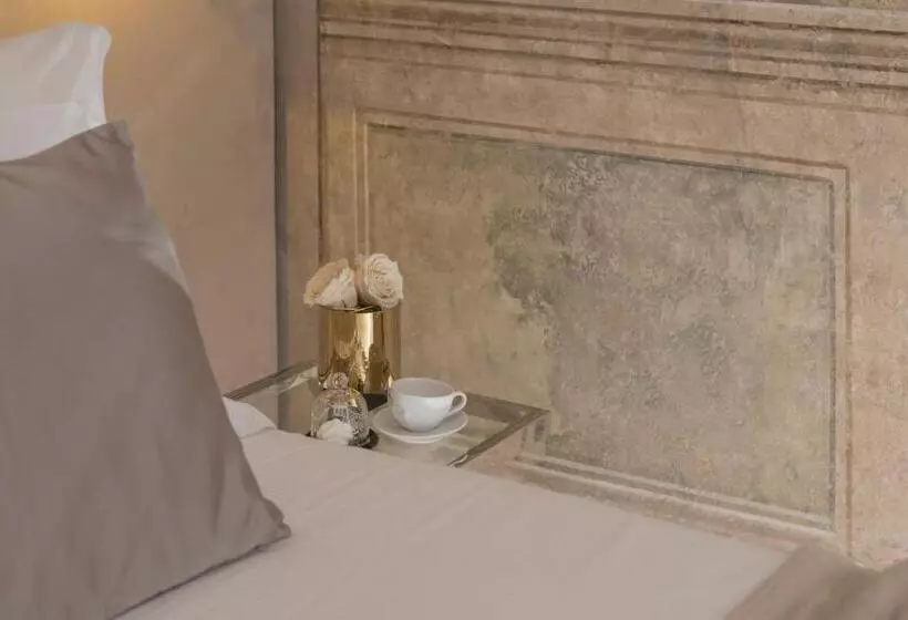 مسافرخانه Navona Style