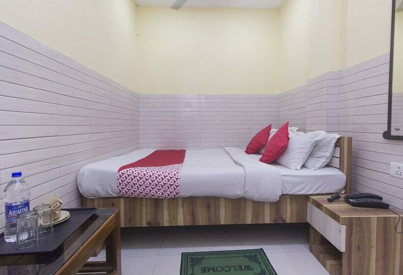 בית מלון כפרי Bidhan Plaza By Oyo Rooms