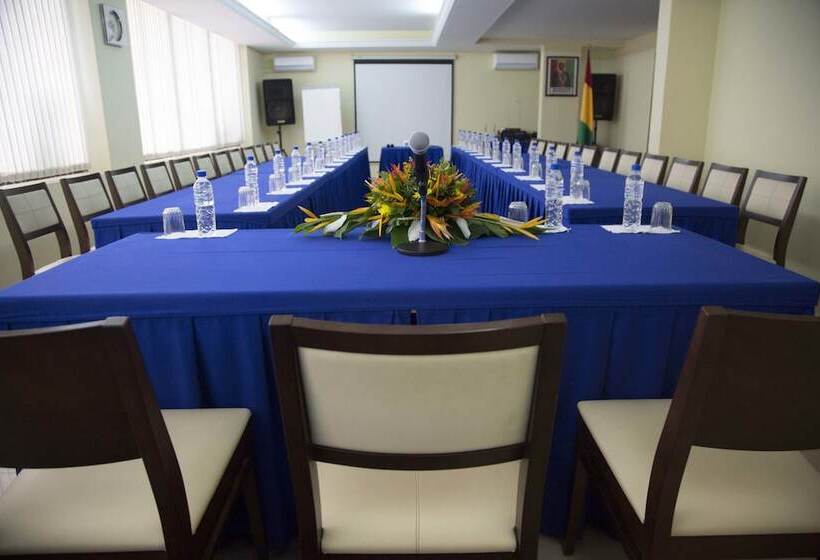 هتل Hôtel Petit Bateau