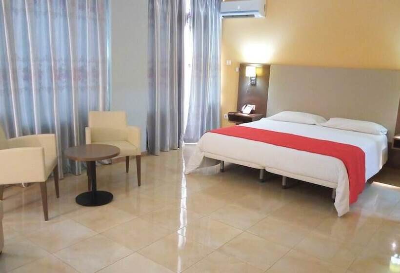 هتل Hôtel Petit Bateau