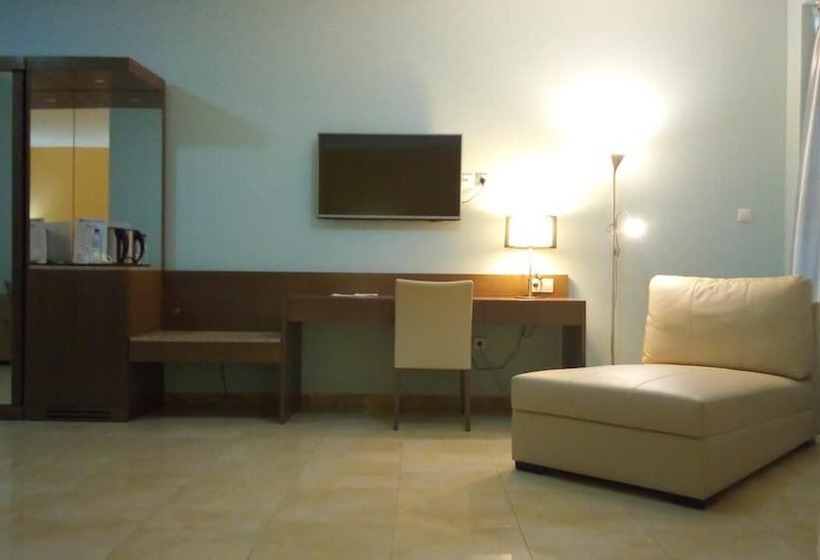 هتل Hôtel Petit Bateau