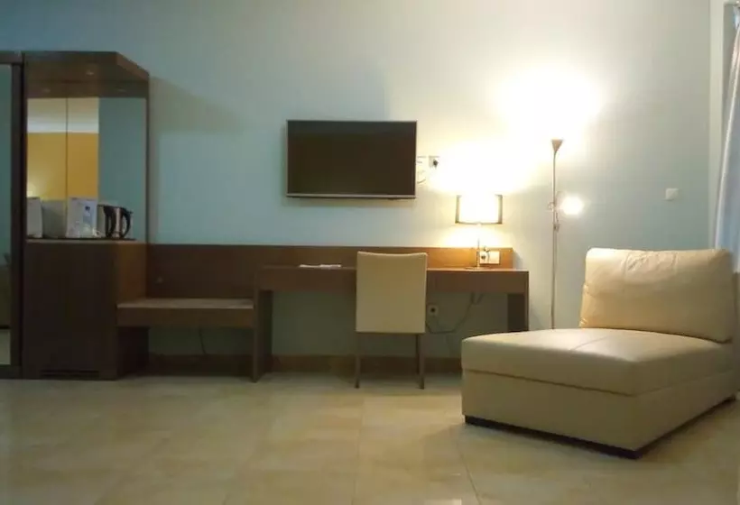 هتل Hôtel Petit Bateau